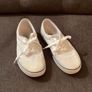 White vans  ✨